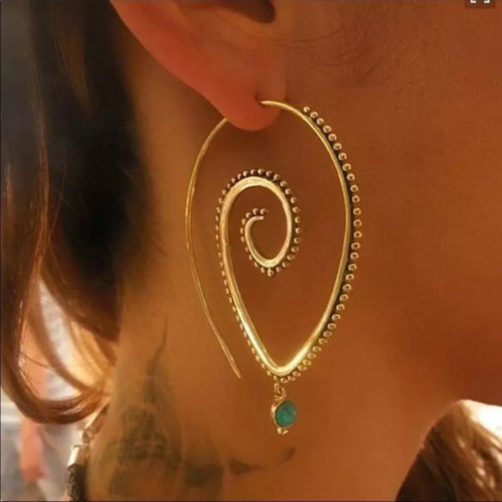 NEW Boho Golden Swirl Hoop Earrings Green Crystal